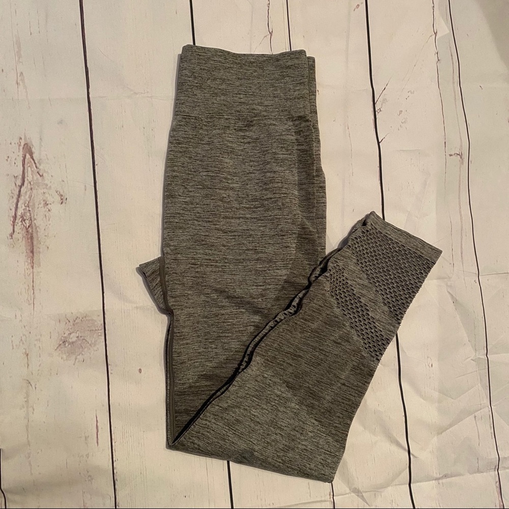 Pink by VS seamless legging in olive green